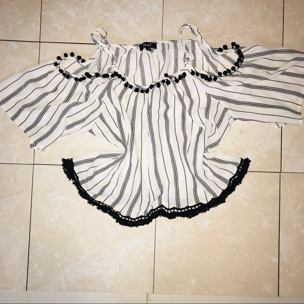 White blouse with black stripes/off the shoulders